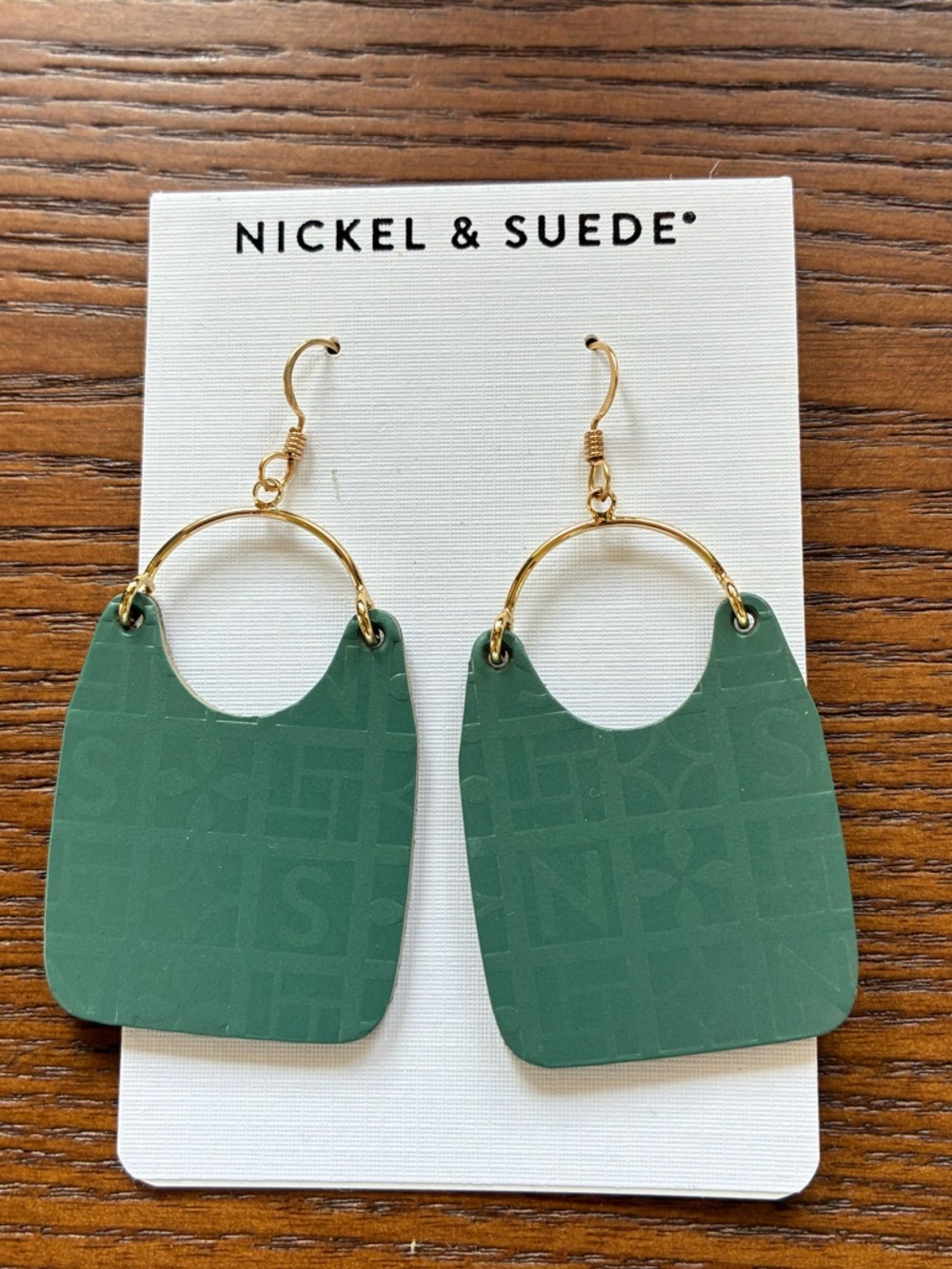 NWT Nickel and Suede Signature Charlie’s in Agave